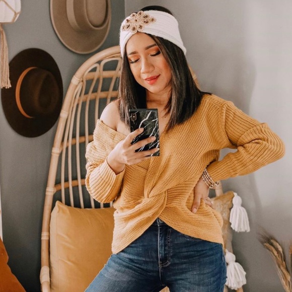 Mustard V-Neck Twisted Back Oversized Sweater - Picture 7 of 7